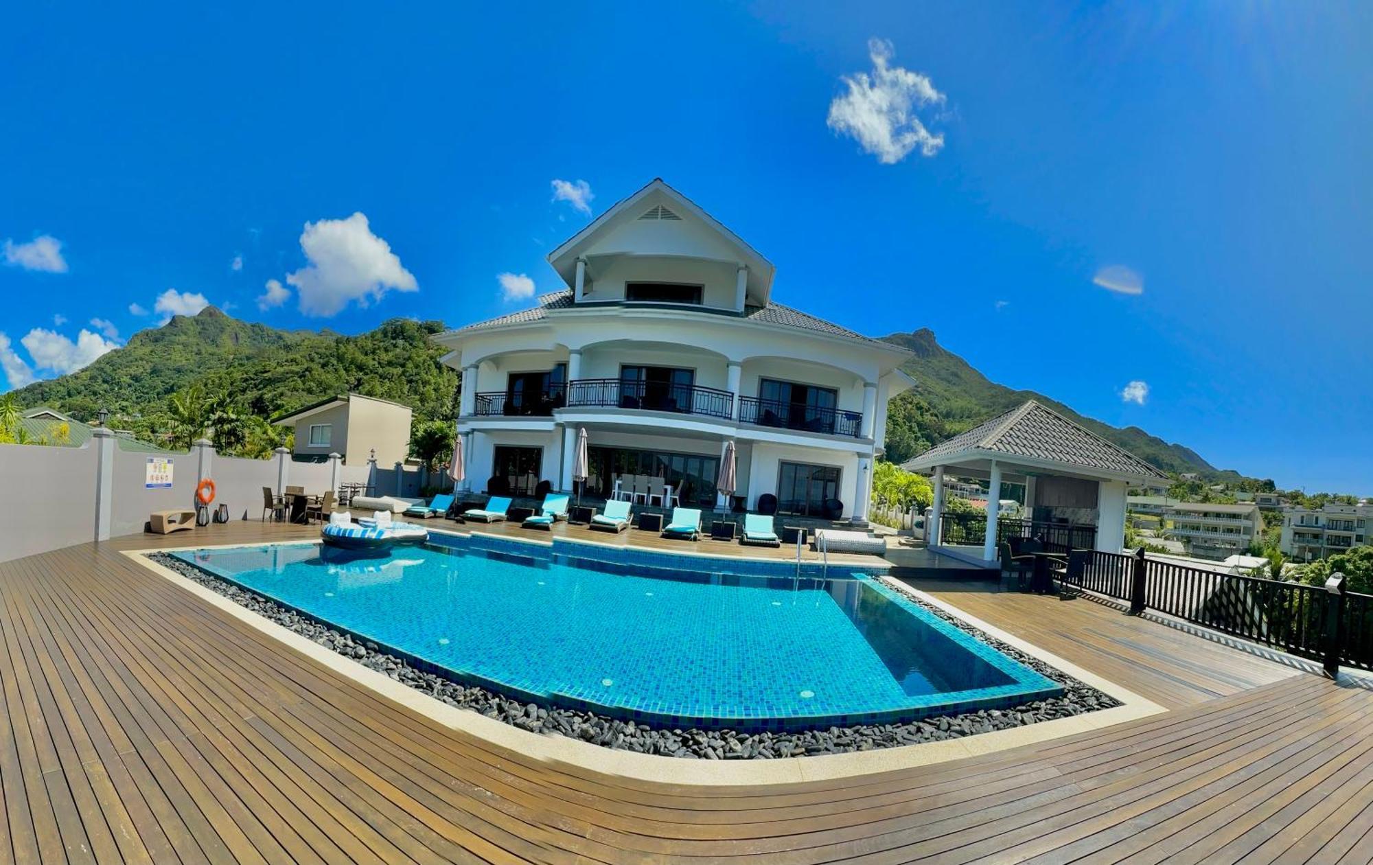 D'Offay Seaview Apartments โบวาลง ภายนอก รูปภาพ