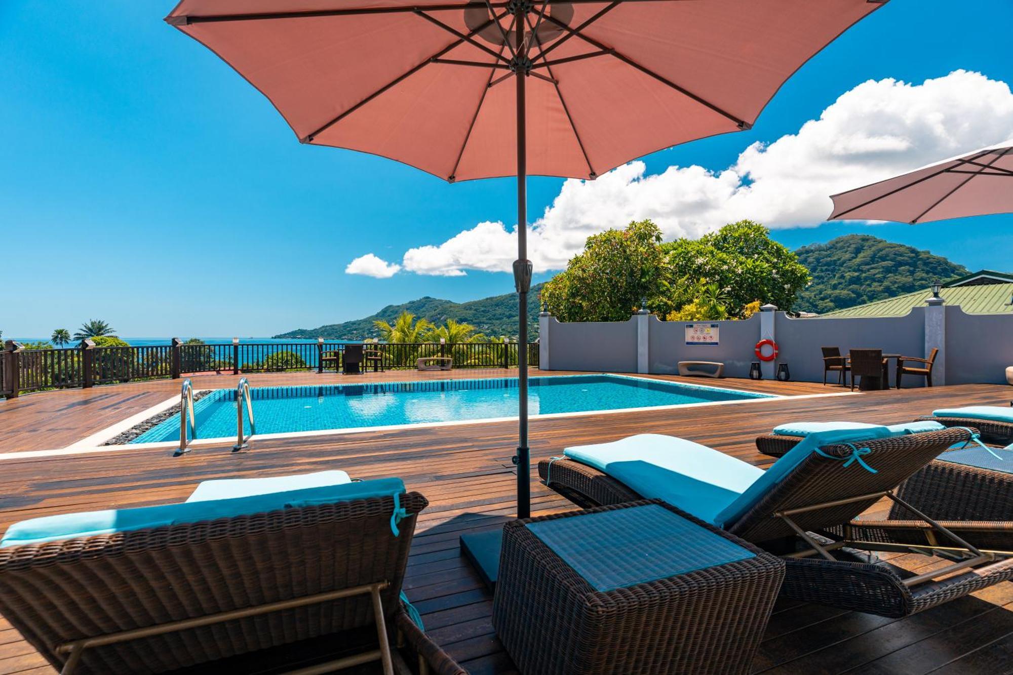 D'Offay Seaview Apartments โบวาลง ภายนอก รูปภาพ