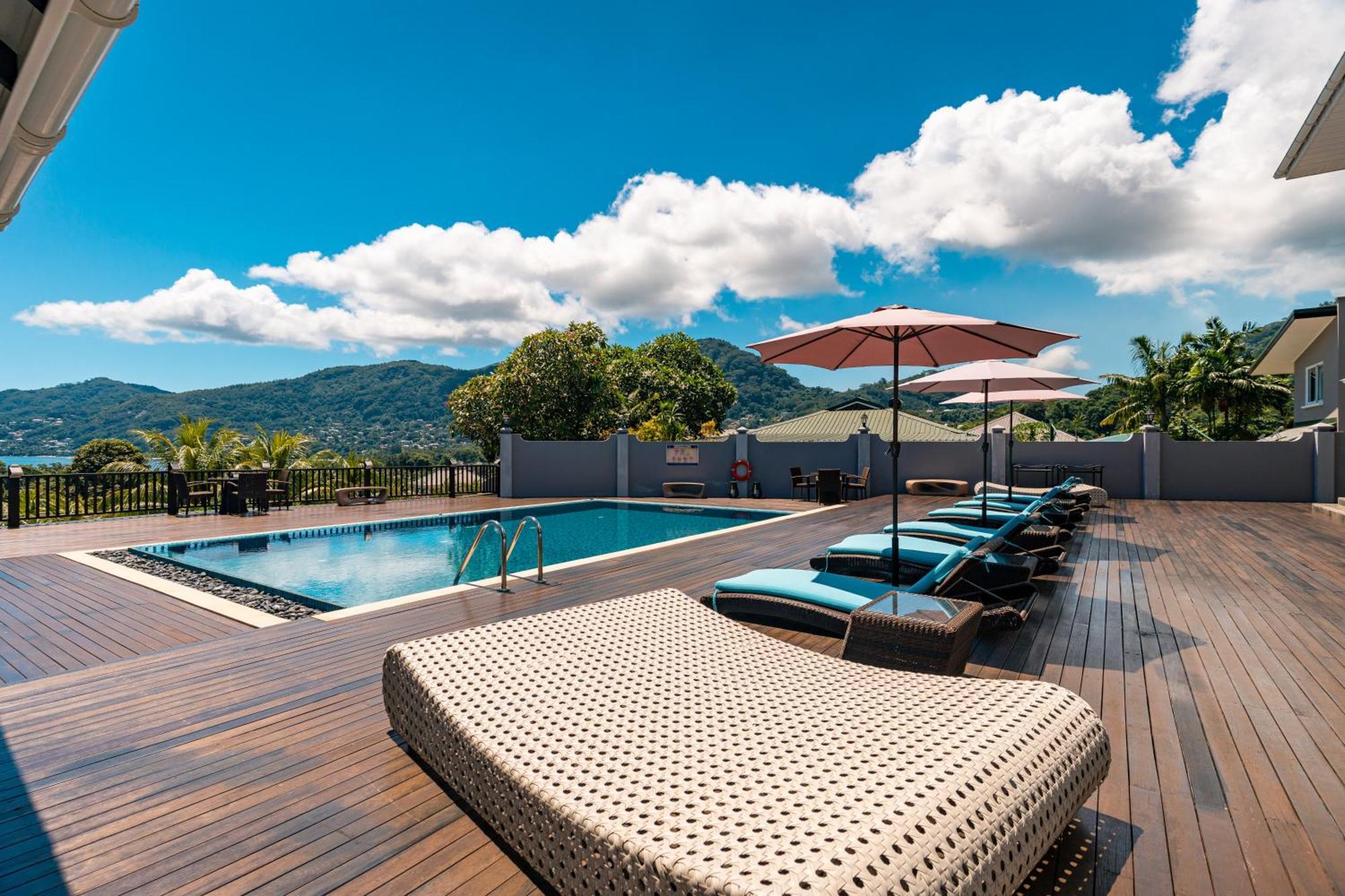 D'Offay Seaview Apartments โบวาลง ภายนอก รูปภาพ