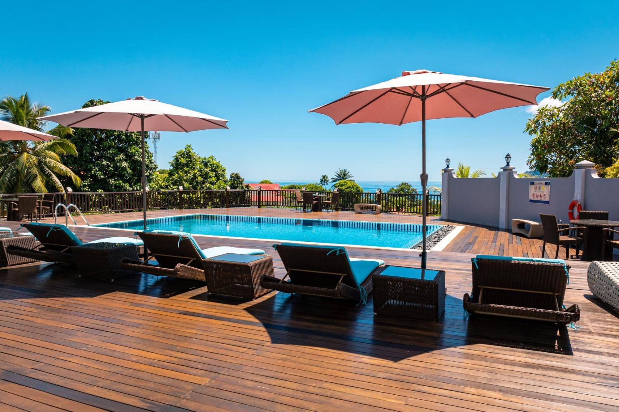 D'Offay Seaview Apartments โบวาลง ภายนอก รูปภาพ